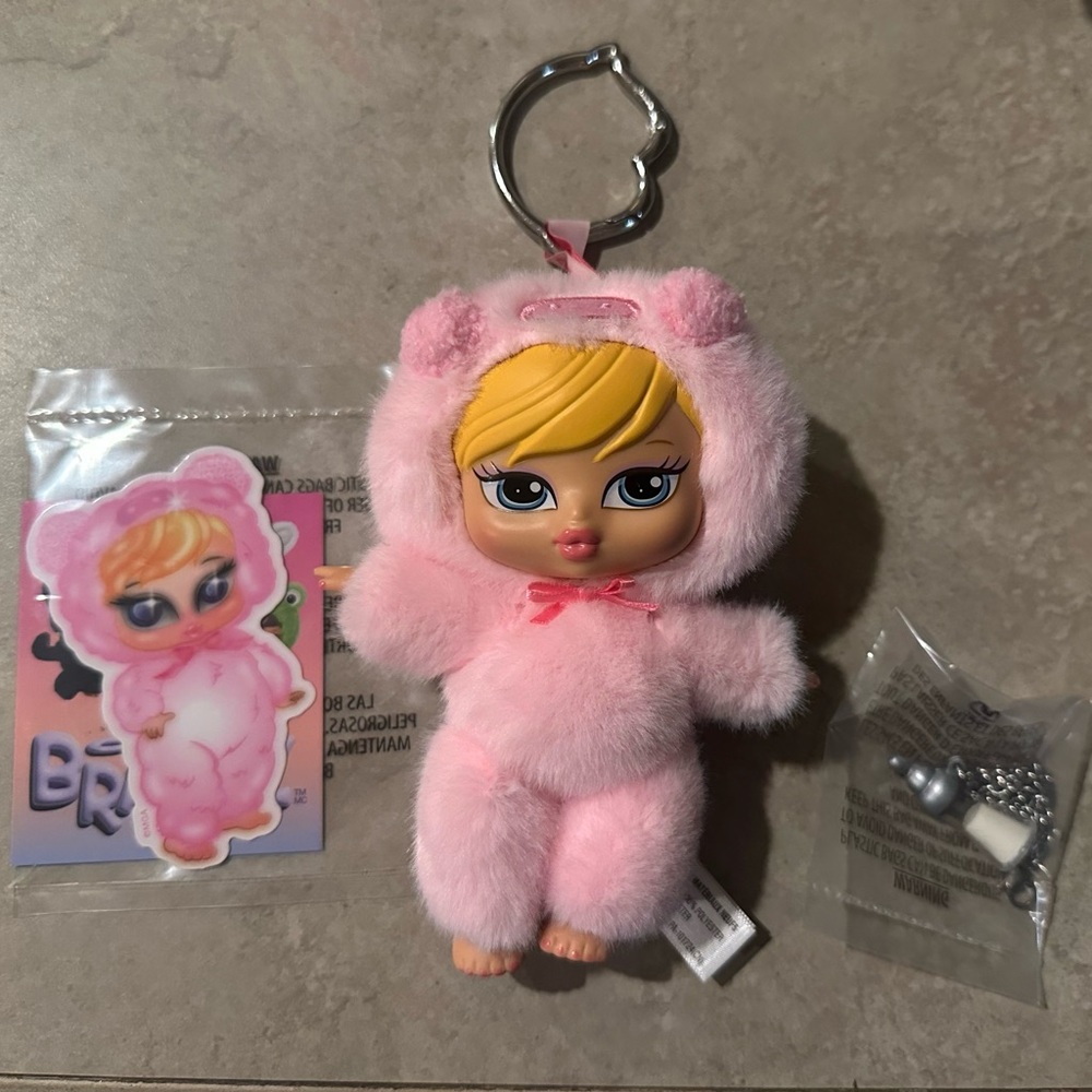 BRATZIEZ Doll Keychain